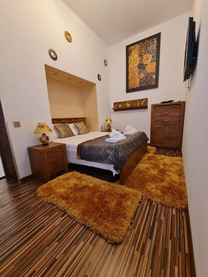 City Home Bucarest Extérieur photo